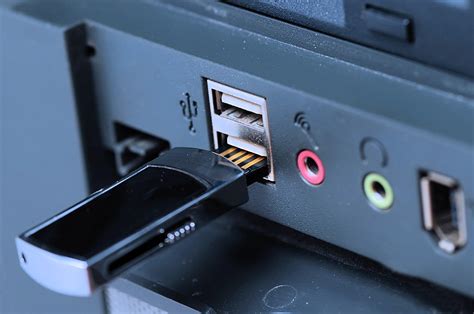 Использование порта USB на телевизоре