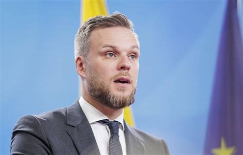 Соперничество за внимание