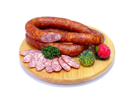 Основные ингредиенты для приготовления колбасы