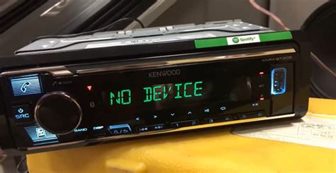Почему магнитола Kenwood выключается