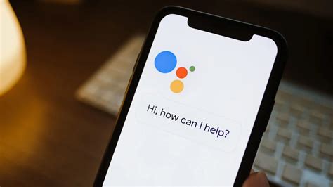 Расширение функционала Google Assistant с помощью подключенных наушников