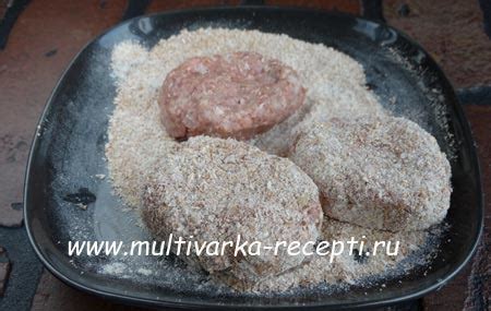 Секреты приготовления розовых котлет из говядины